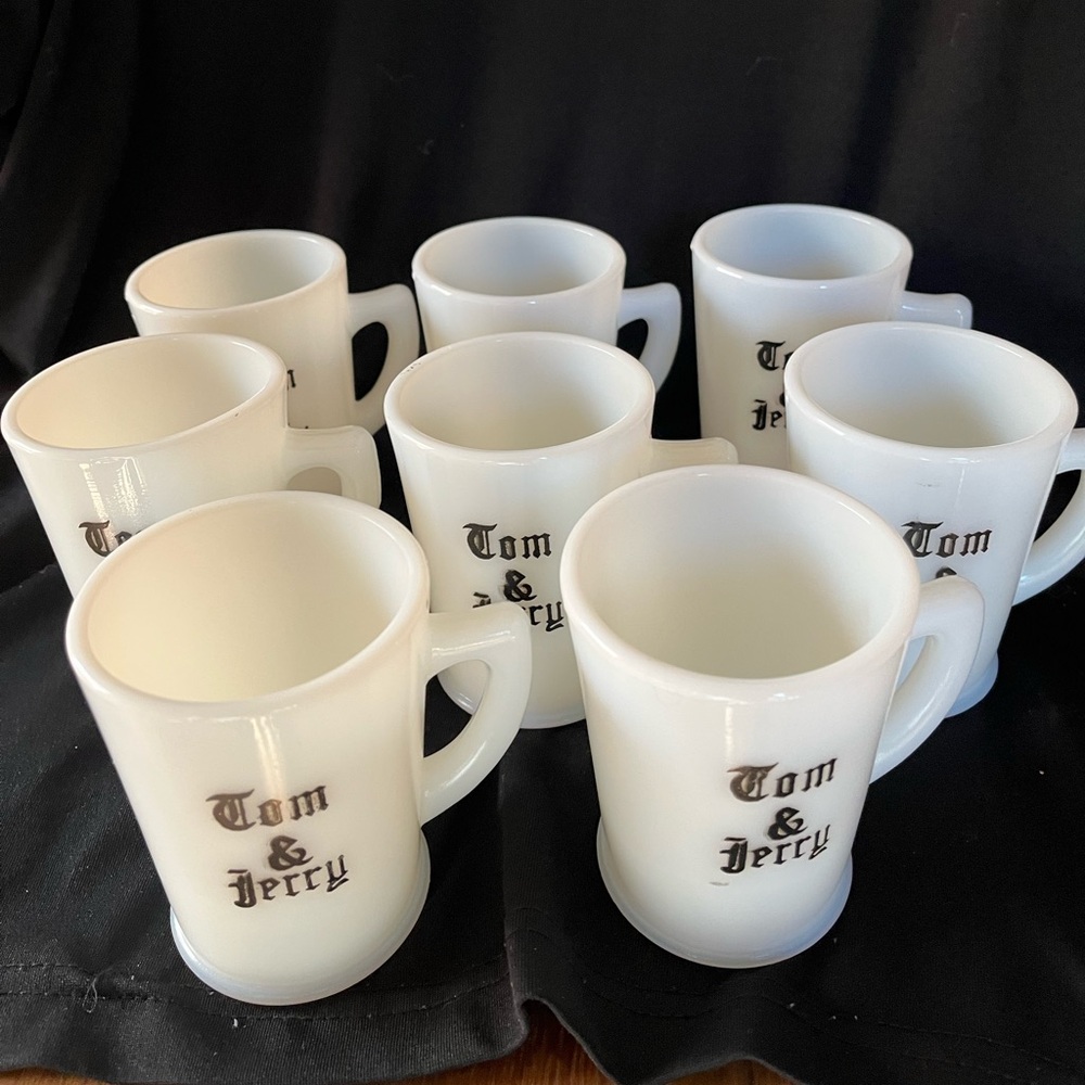 Tom & Jerry Cream Mugs Set